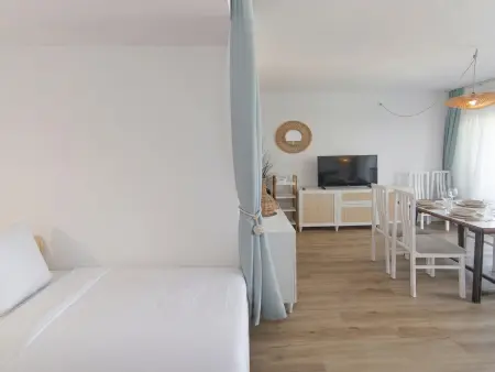 Appartement 2 chambres avec terrasse vue Roses : photo 5