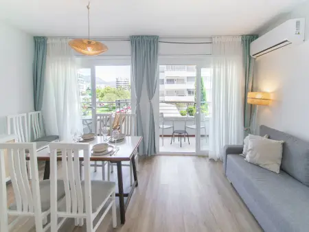 Appartement 2 chambres avec terrasse vue Roses : photo 15