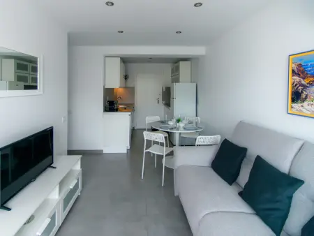 Appartement 33m² vue mer à Roses, plage à 60m : photo 6