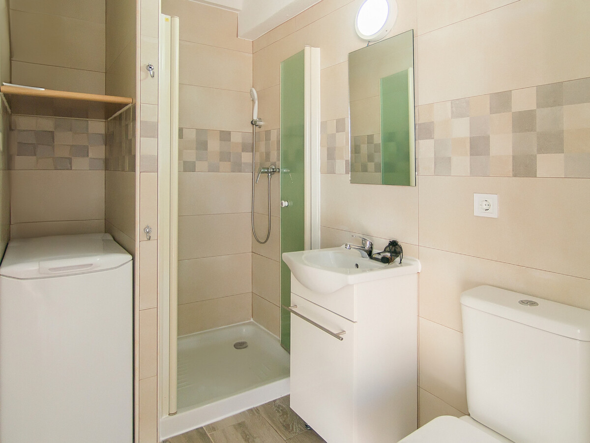 Appartement 46 m² piscine privée, accès direct canal - Photo 12