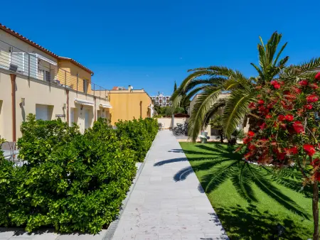 Appartement bord de mer Empuriabrava, accès direct plage : photo 27