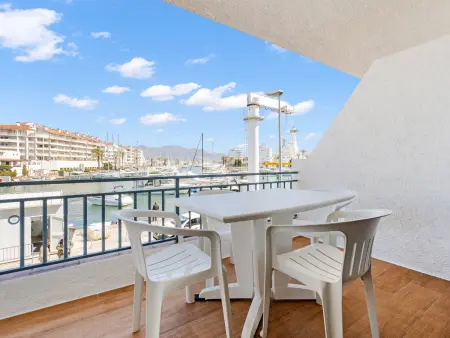 Appartement vue mer et montagne à Empuriabrava : photo 4