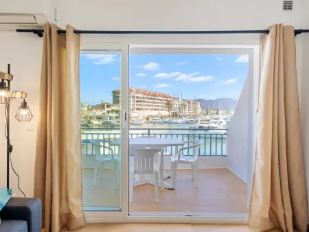 Appartement vue mer et montagne à Empuriabrava : photo 19