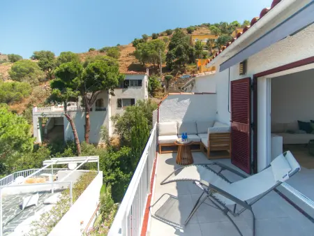 Appartement 85 m² vue mer et montagne à 250m plage : photo 8