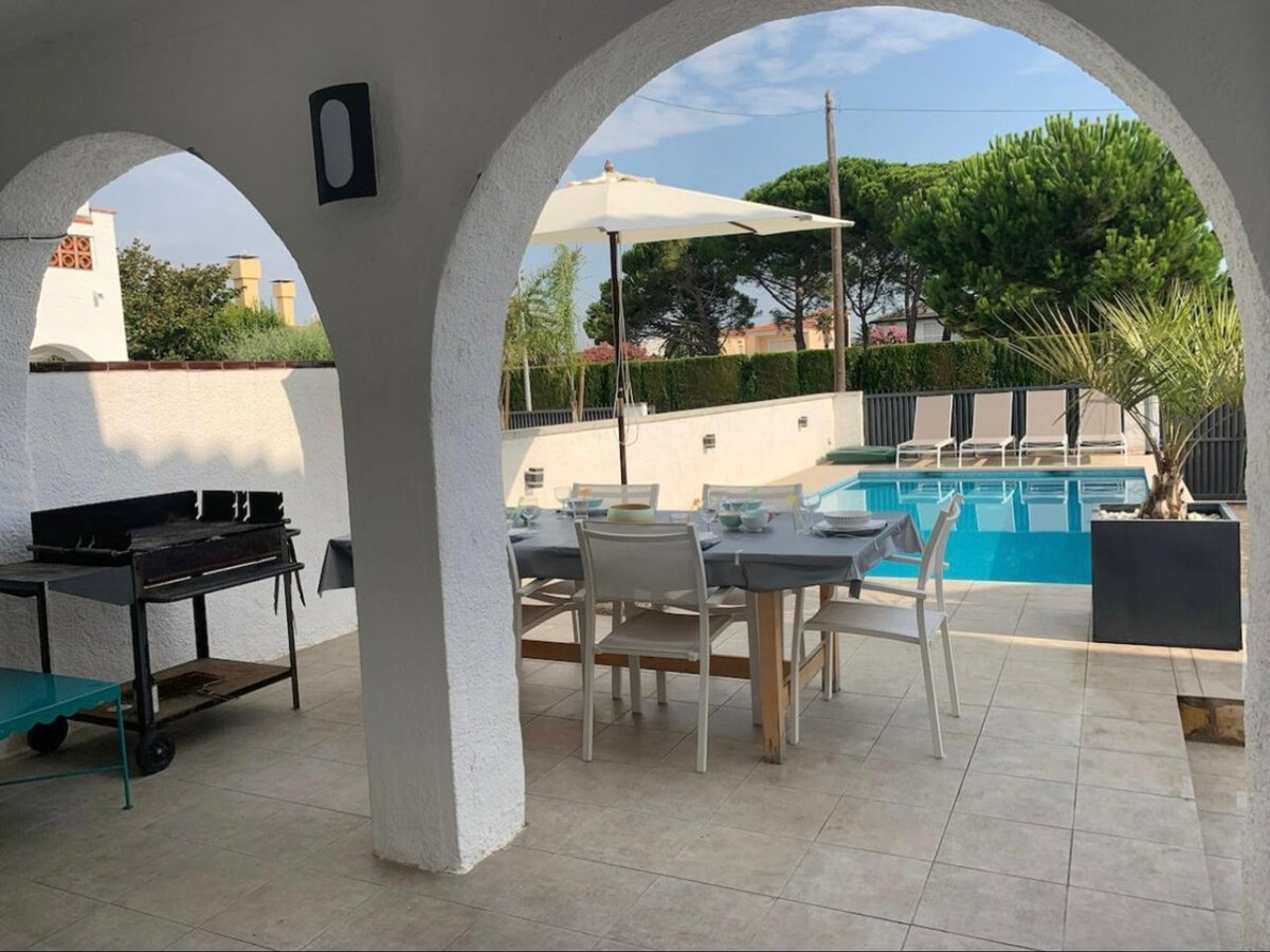Villa CaZa avec piscine, vue canal à Empuriabrava - Photo 3