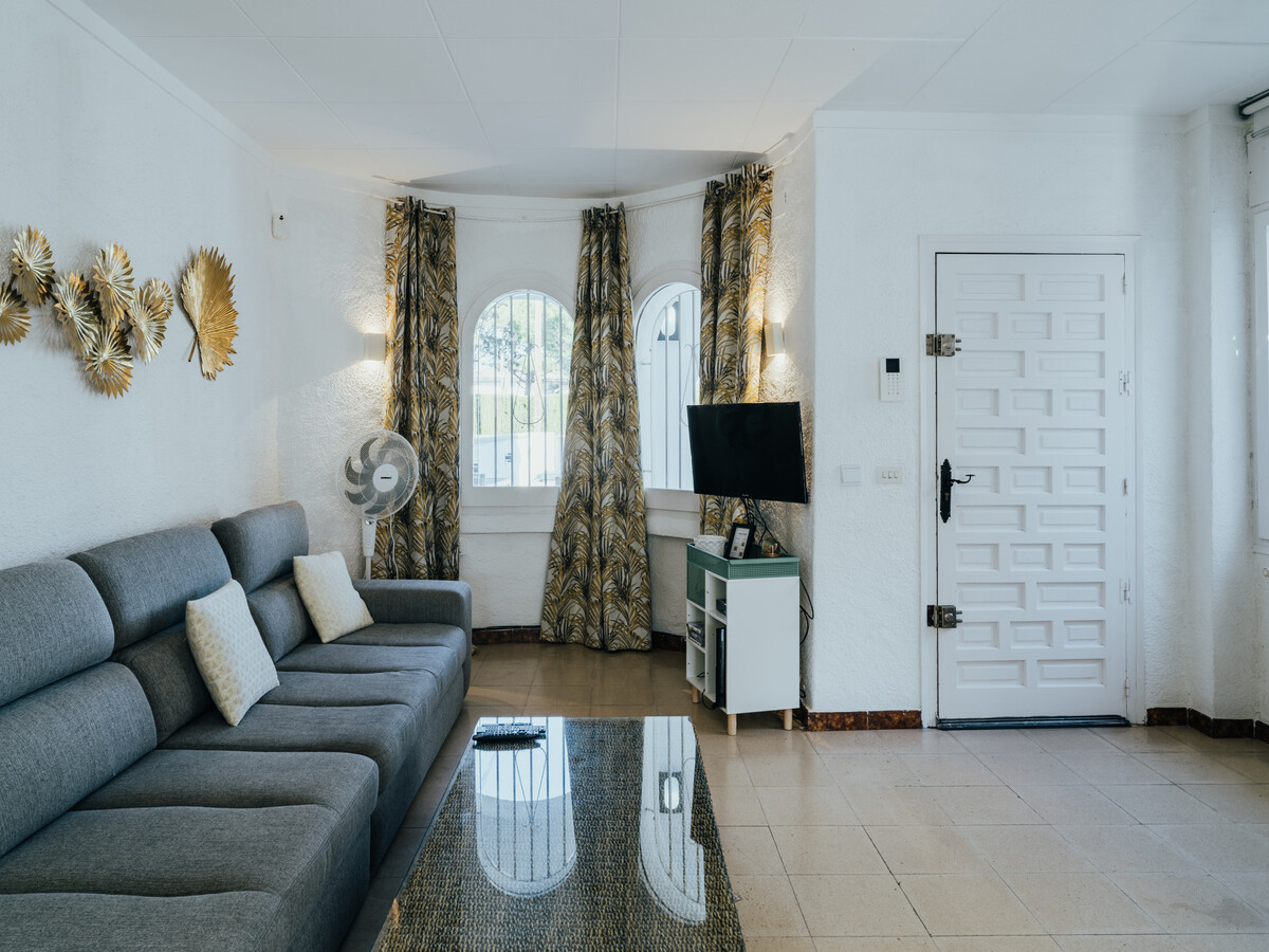 Villa CaZa avec piscine, vue canal à Empuriabrava - Photo 8