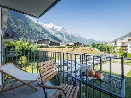 Appartement 68m² balcon sud - Centre Chamonix : photo 4