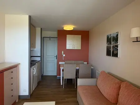 Appartement 2 pièces vue mer et piscine à Agay : photo 4