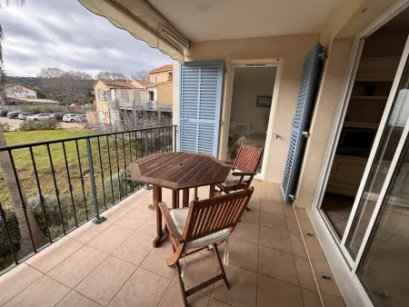 T2 centre La Croix-Valmer, terrasse vue mer : photo 10
