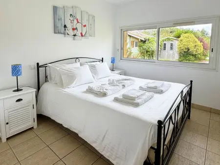 Villa rénovée 2025, 4 pièces, piscine privée à Moliets : photo 4