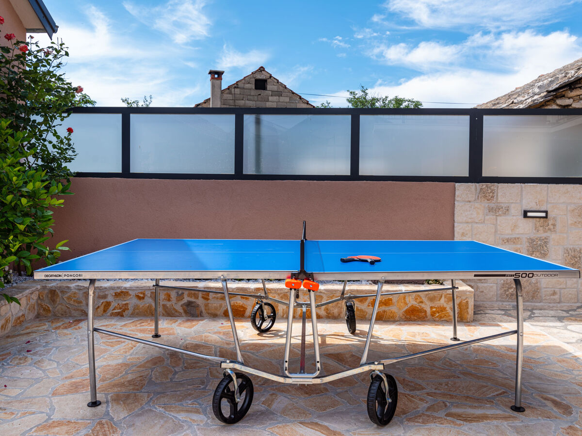 Maison Šimić à Benkovac : piscine privée 8×4m - Photo 4