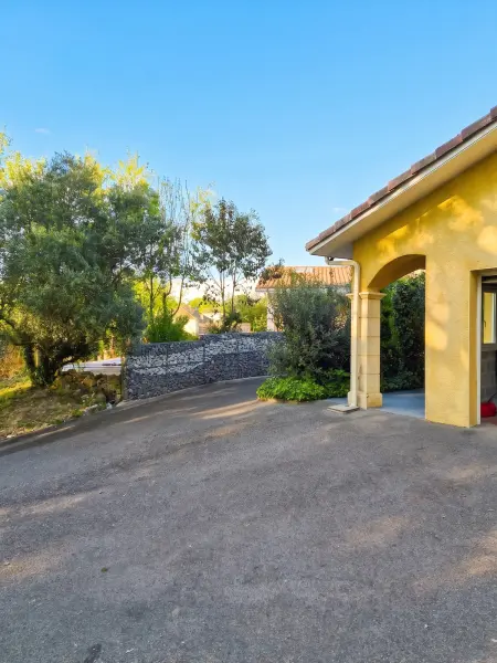 Villa avec piscine privée à eau salée à Montsoué, 190 m² : photo 11