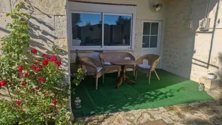 Maison plain-pied avec jardin clos à Villars-en-Pons, 4 personnes : photo 3