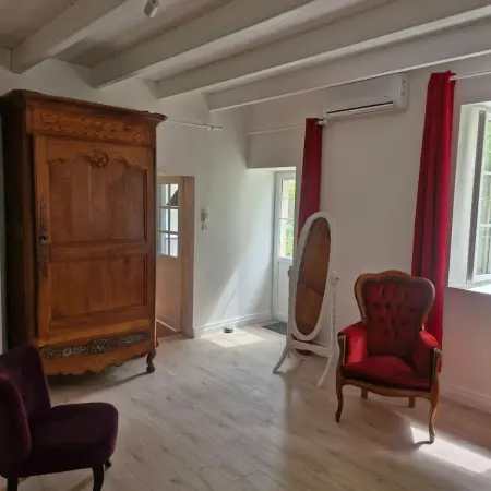 Maison plain-pied avec jardin clos à Villars-en-Pons, 4 personnes : photo 11