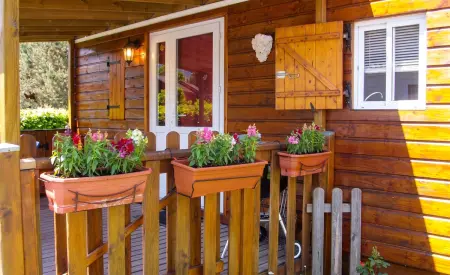 Bungalow 4 pers. à Verchaix, terrasse couverte et jardin