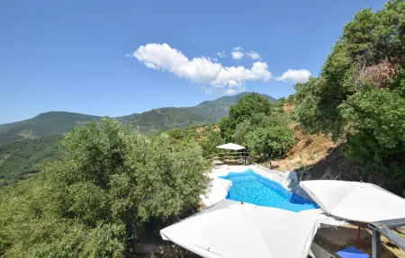 Maison 6 personnes avec piscine privée à Acquavella