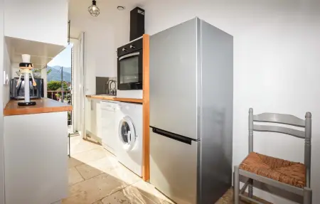 Appartement rénové 65 m² à 300 m de la plage : photo 12