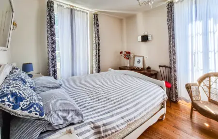 Maison 5 chambres, piscine et jardin à Castet-Arrouy : photo 12