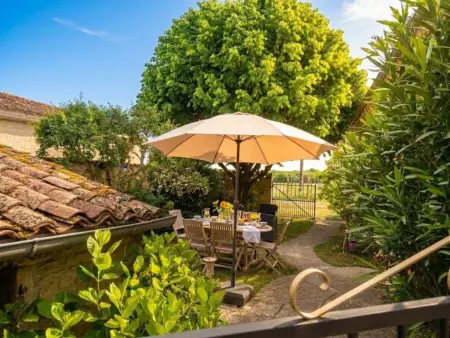 Maison charentaise avec bain de spa privé, 6 pers., La Villedieu : photo 5