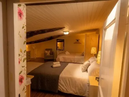 Maison charentaise avec bain de spa privé, 6 pers., La Villedieu : photo 23