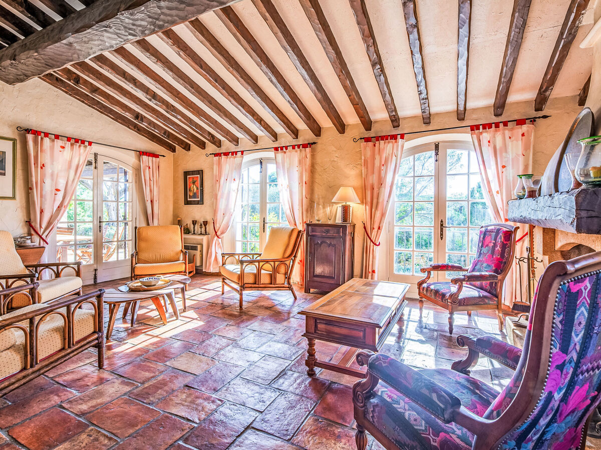 Les Boissines – Maison 5 chambres, piscine à 200 m de la plage - Photo 9