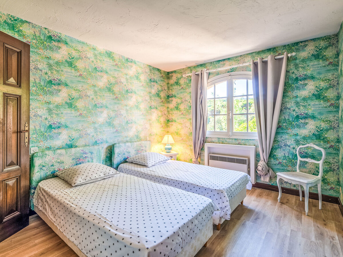 Les Boissines – Maison 5 chambres, piscine à 200 m de la plage - Photo 15