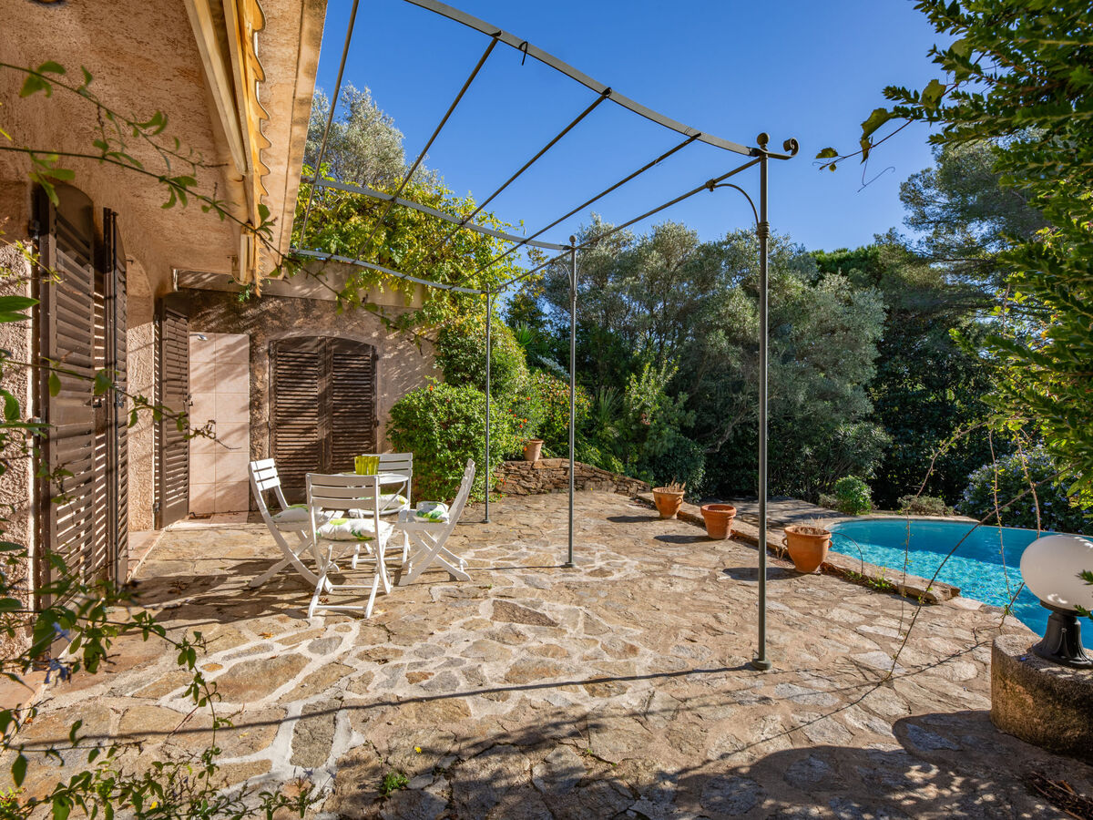 Les Boissines – Maison 5 chambres, piscine à 200 m de la plage - Photo 44