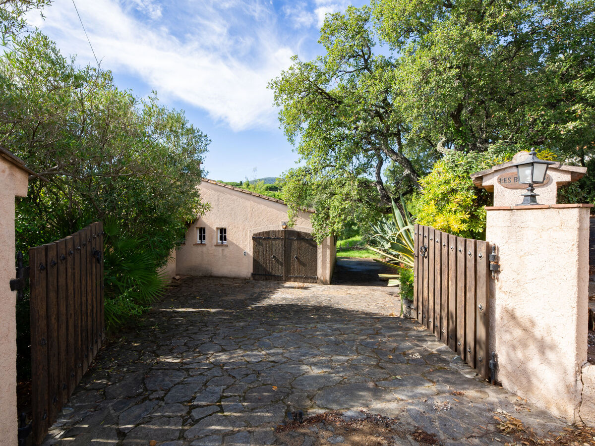 Les Boissines – Maison 5 chambres, piscine à 200 m de la plage - Photo 48