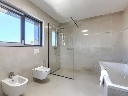 Villa Avona, maison moderne avec piscine chauffée à Tar : photo 28
