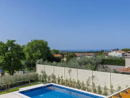 Villa Avona, maison moderne avec piscine chauffée à Tar : photo 37