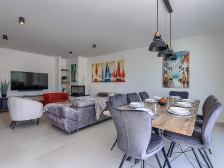 Villa Avona, maison moderne avec piscine chauffée à Tar : photo 41