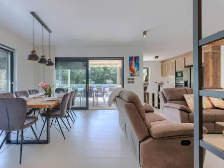 Villa Delora : maison moderne avec piscine chauffée à Tar : photo 9