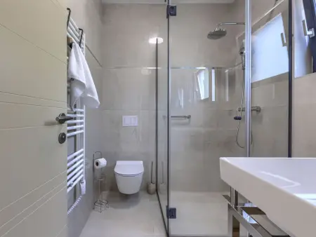 Villa Delora : maison moderne avec piscine chauffée à Tar : photo 12