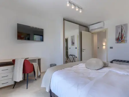 Villa Delora : maison moderne avec piscine chauffée à Tar : photo 15