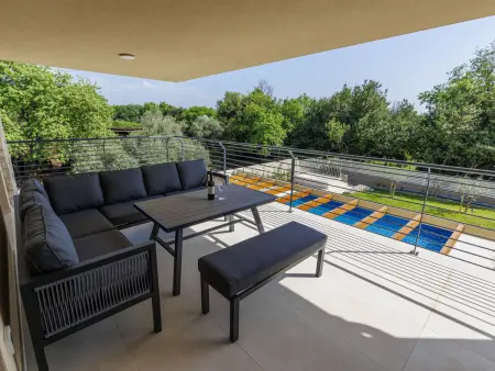 Villa Delora : maison moderne avec piscine chauffée à Tar : photo 35