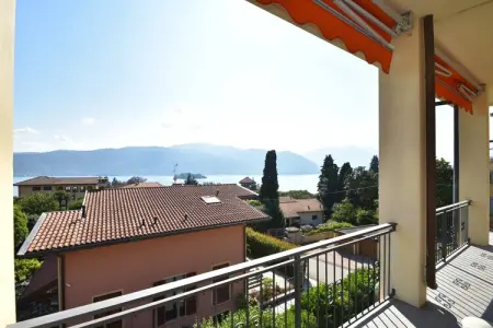 Location appartement à Pallanza, Appartement dans un emplacement privilégié sur le lac Majeur