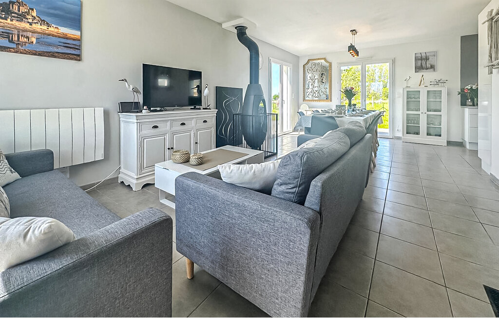 Maison 4 chambres avec jardin 850 m² au Vivier-sur-Mer - Photo 4