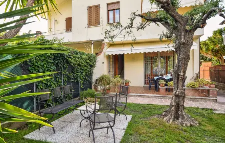 Maison 6 personnes avec jardin à Forte dei Marmi : photo 8