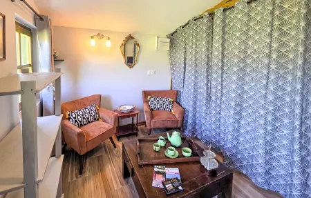 Maison 1 chambre avec piscine couverte à Avèze : photo 3