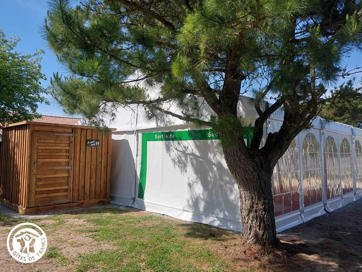 Deux gîtes mitoyens avec spa et piscine à Soullans - Photo 24