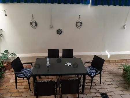 Appartement Huerta del Obispo, patio 64m² à Cádiz : photo 2