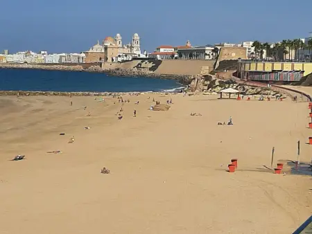 Appartement Huerta del Obispo, patio 64m² à Cádiz : photo 20