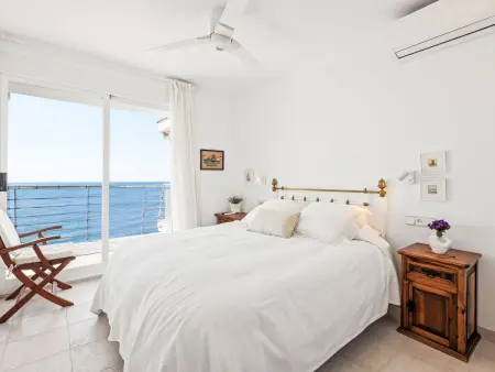 Al Mar, appartement vue mer à 20 m de la plage : photo 15