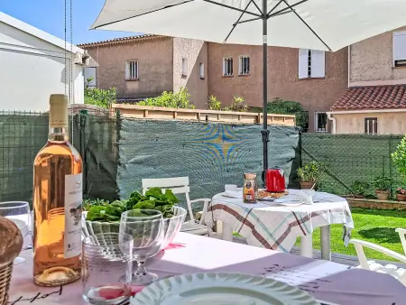 Appartement Les Marines, terrasse 30 m² à Six Fours : photo 1