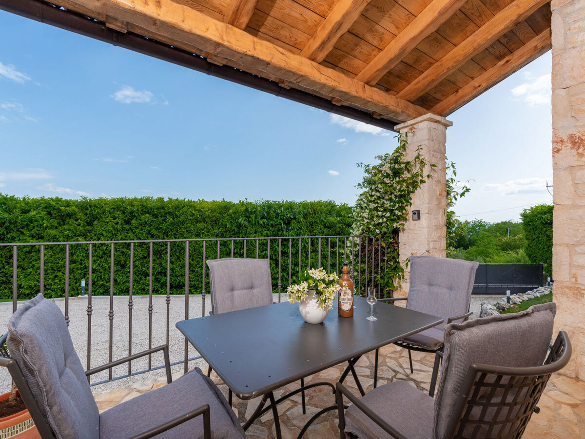 Maison Habibi à Buzet : piscine privée et 2 hectares - Photo 7