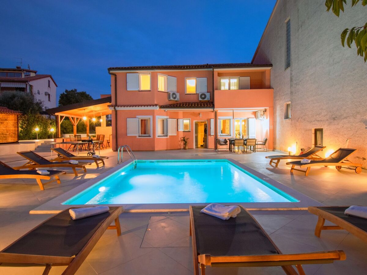 Villa Natalia – Maison 6 chambres avec piscine privée - Photo 5