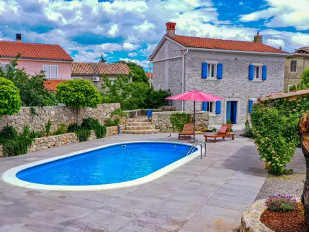 Maison Ive avec piscine privée à Gabonjin : photo 6