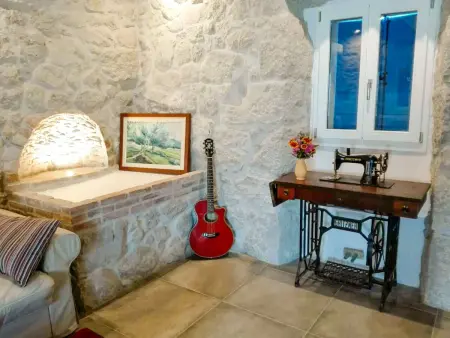 Maison Ive avec piscine privée à Gabonjin : photo 15