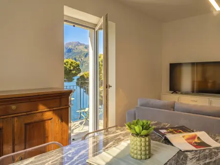 Appartement Tinca – Vue panoramique lac à Domaso : photo 4