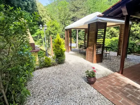Maison Camaiore avec piscine privée et terrain de 2000m² : photo 11